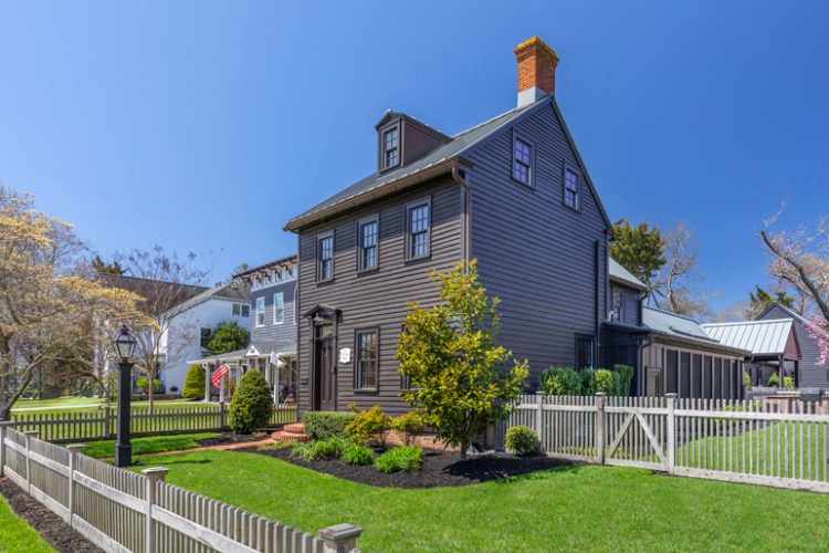 1037 Lafayette Street, Cape May